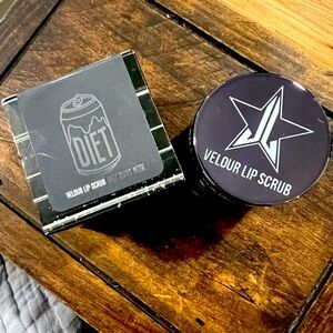 Jeffrey Star Velour Lip Scrup